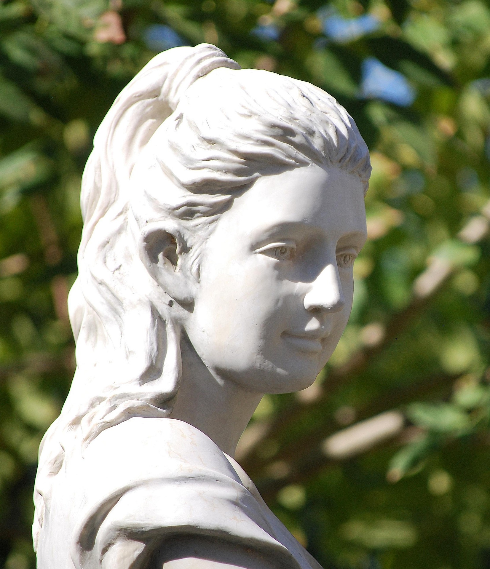 Statue
